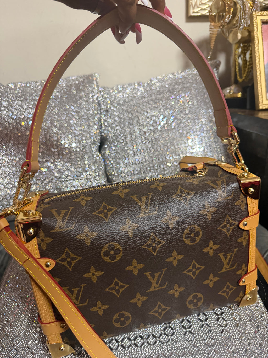 LV Trunk bag