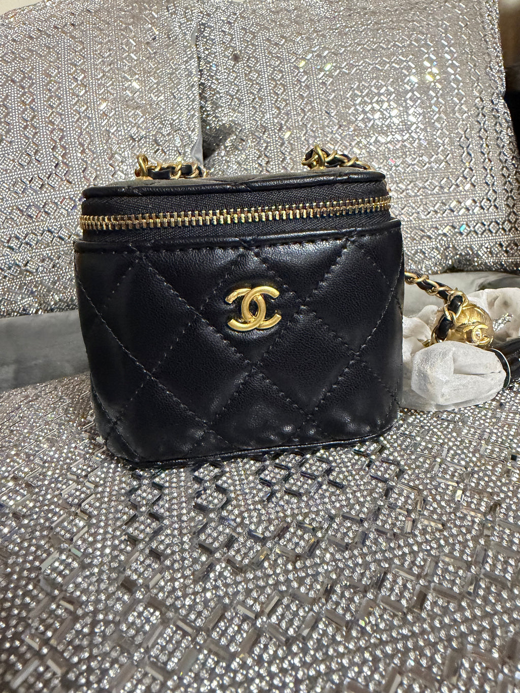CC mini vanity w/ball chain