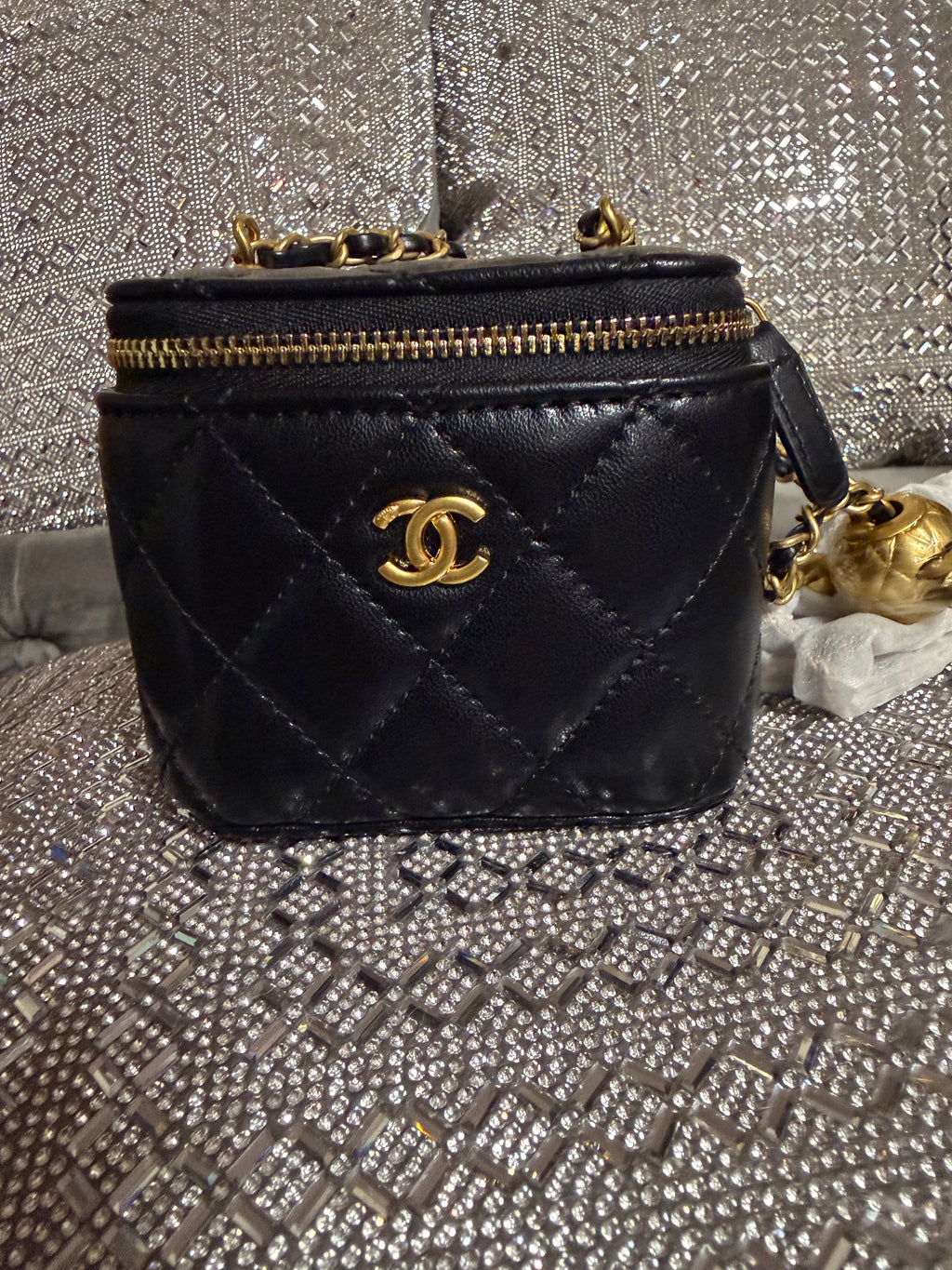 CC mini vanity w/ball chain