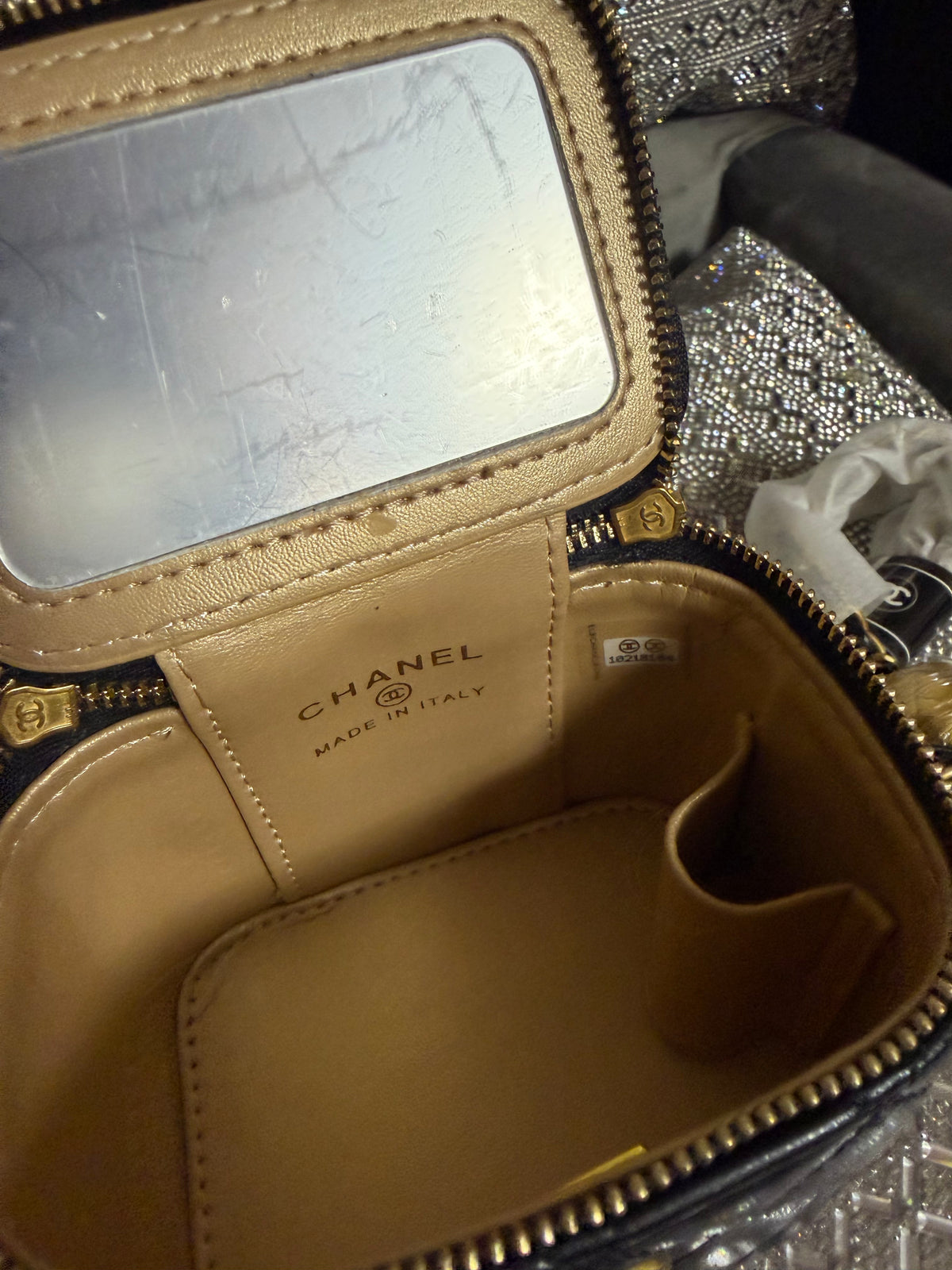 CC mini vanity w/ball chain