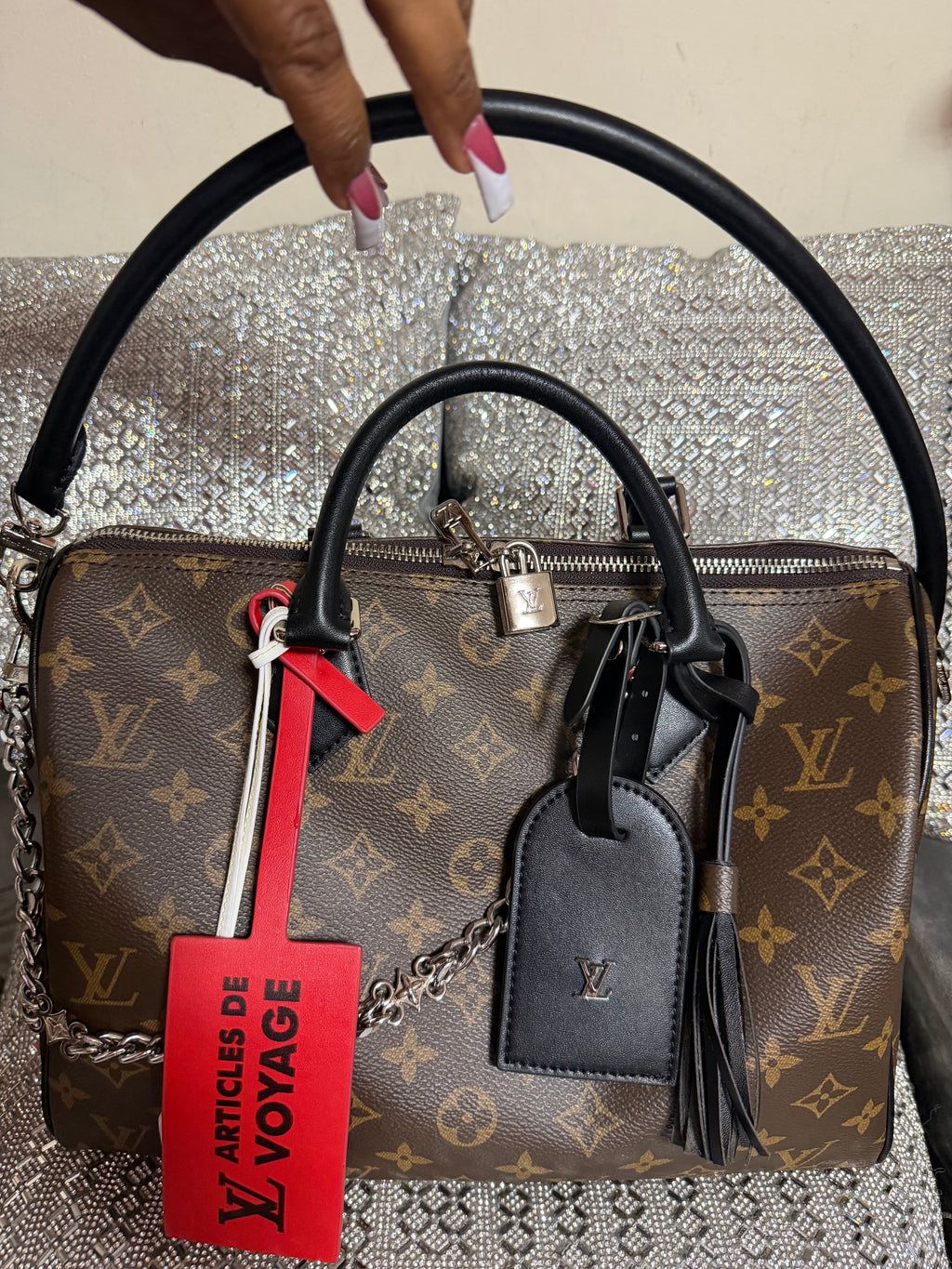 LV Voyage Speedy