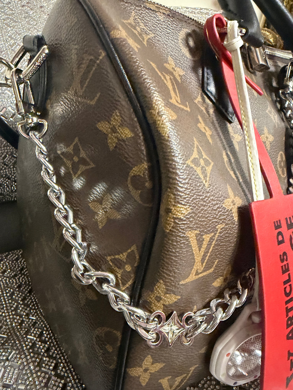 LV Voyage Speedy