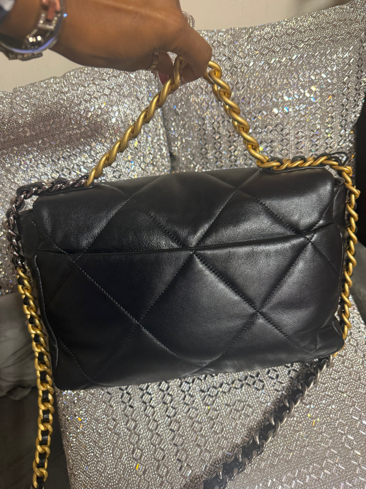 CC two toned strap bag