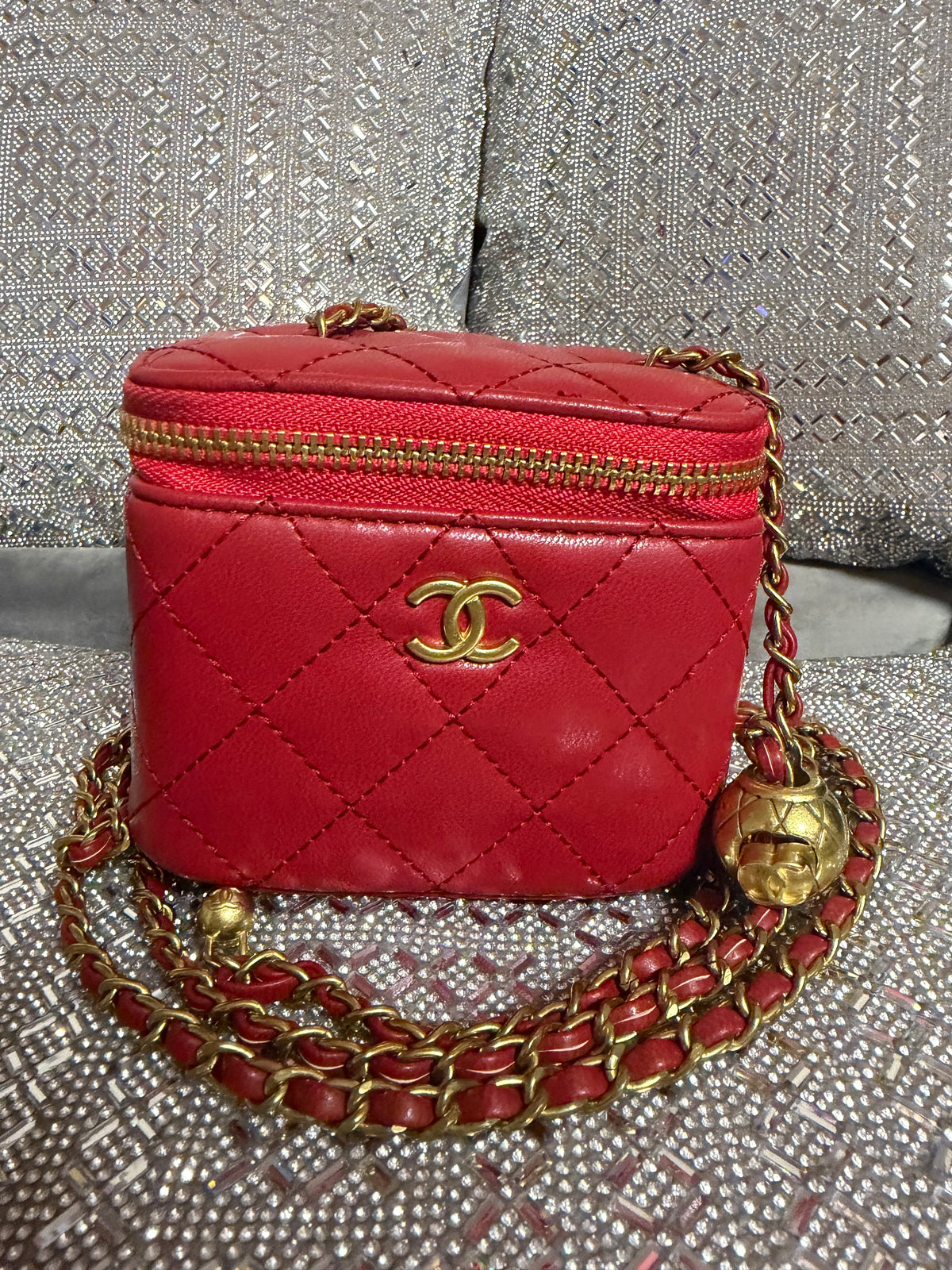 CC Lux Mini Vanity Adjustable Chain